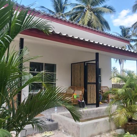 Nice Home Stay At Samroiyod Baanphakrimlay Eksteriør bilde