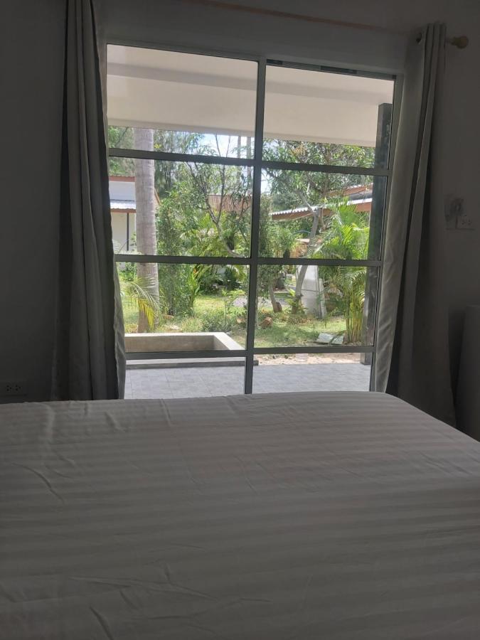 Nice Home Stay At Samroiyod Baanphakrimlay Eksteriør bilde